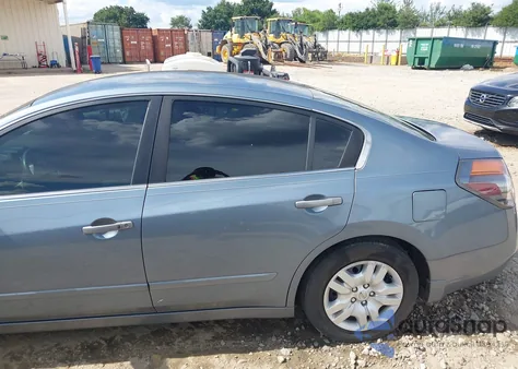 2010 Nissan Altima 2.5 S z USA, uszkodzony, nr VIN 1N4AL2AP4AN400267